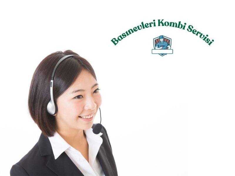 Basınevleri kombi servisi ekibinin kombi bakım, arıza tespiti, onarım ve petek temizliği hizmeti sunduğu profesyonel teknik servis çalışması.